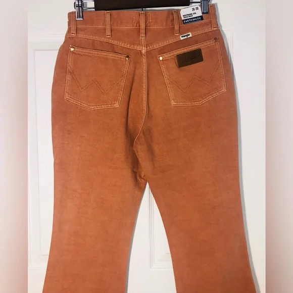Wrangler Highrise Bootcut jeans